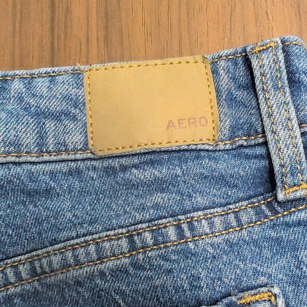 Aeropostale Vintage Low Rise Shorty Denim Shorts Womens Sz 4 Distressed Cut Off - Picture 3 of 7